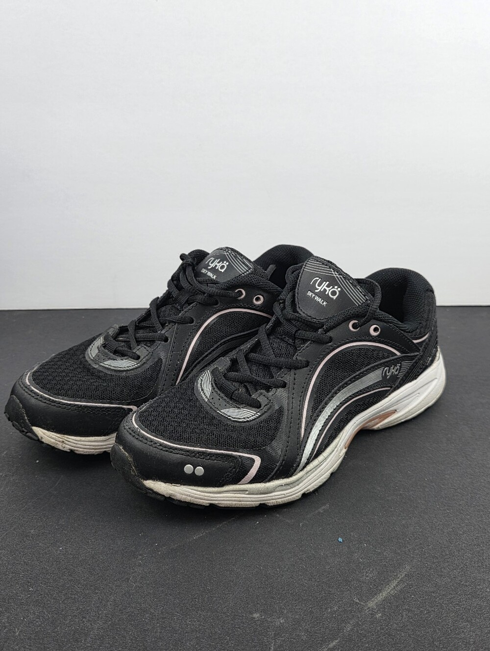 Ryka Sky Walk Womens 6.5M Walking Shoes Black Pink Athletic Sneakers